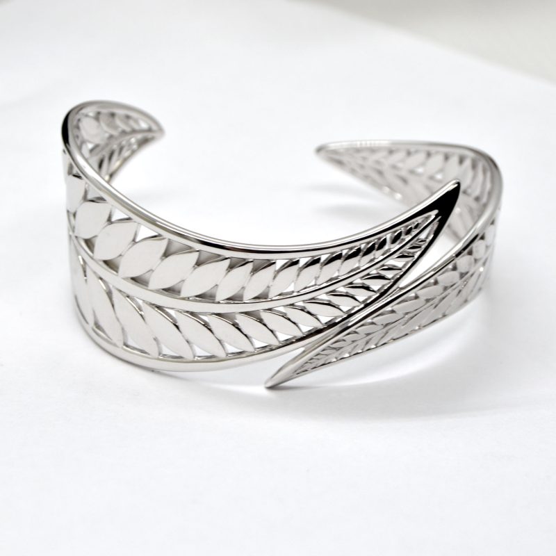 Sterling silver cuff bracelet designed with 2 leaves