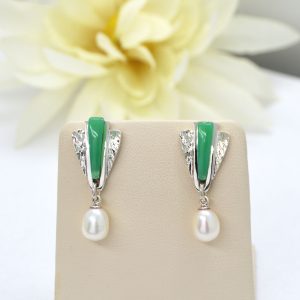 Sterling Silver earrings with Chrysoprase gemstones and 7.5MM pearls