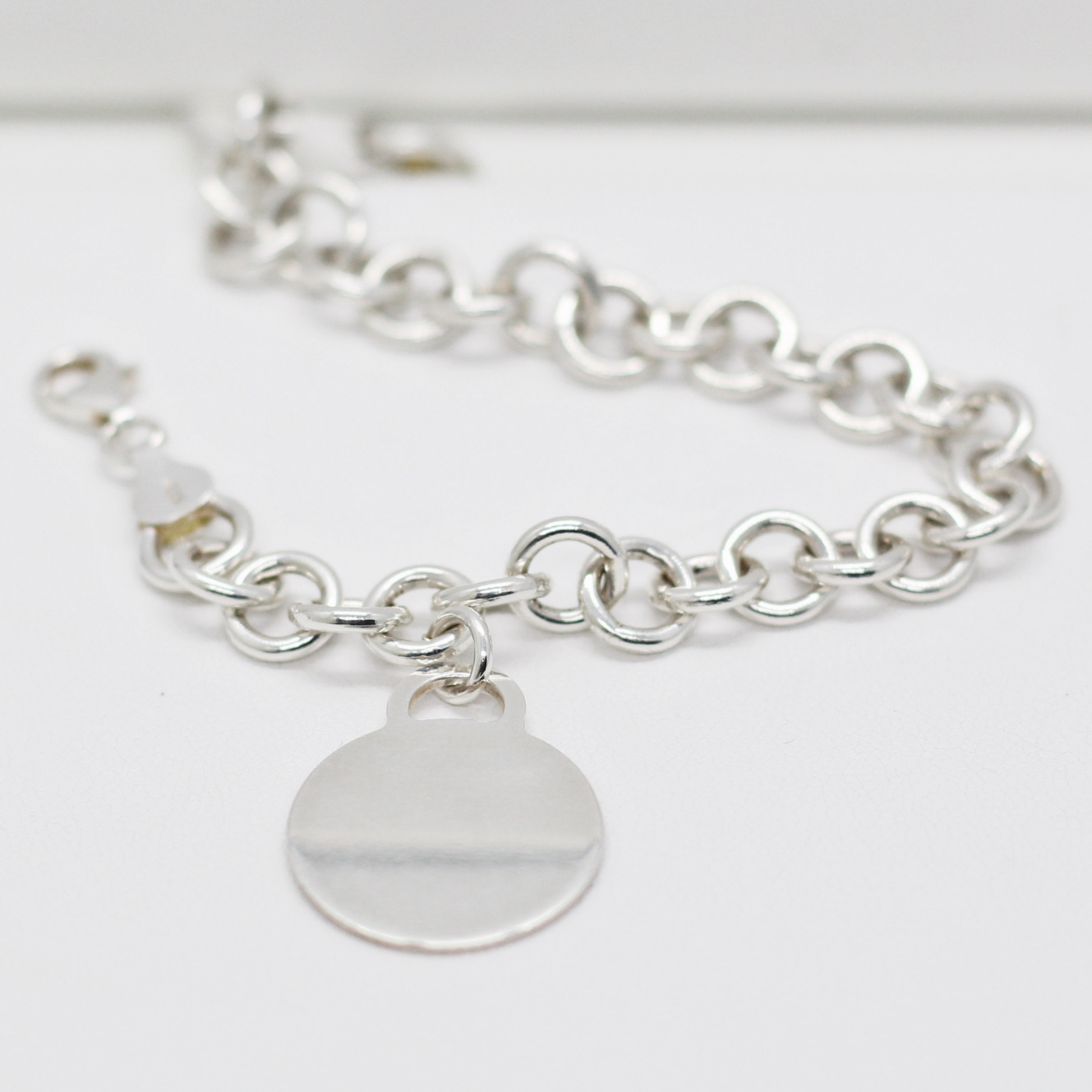 Silver Belcher Charm Bracelet 6.5 Inches | Jewellerybox.co.uk
