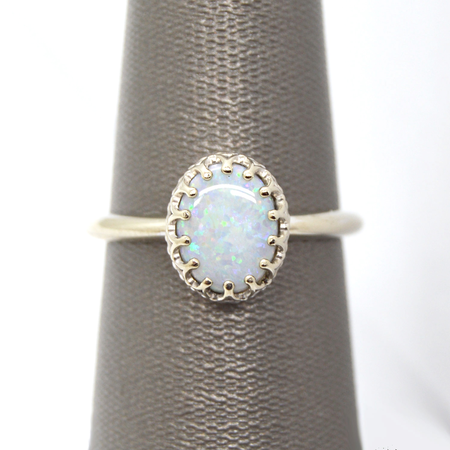 Risikabel At regere ned Opal ring in 14Kt White Gold - Morgan's Treasure