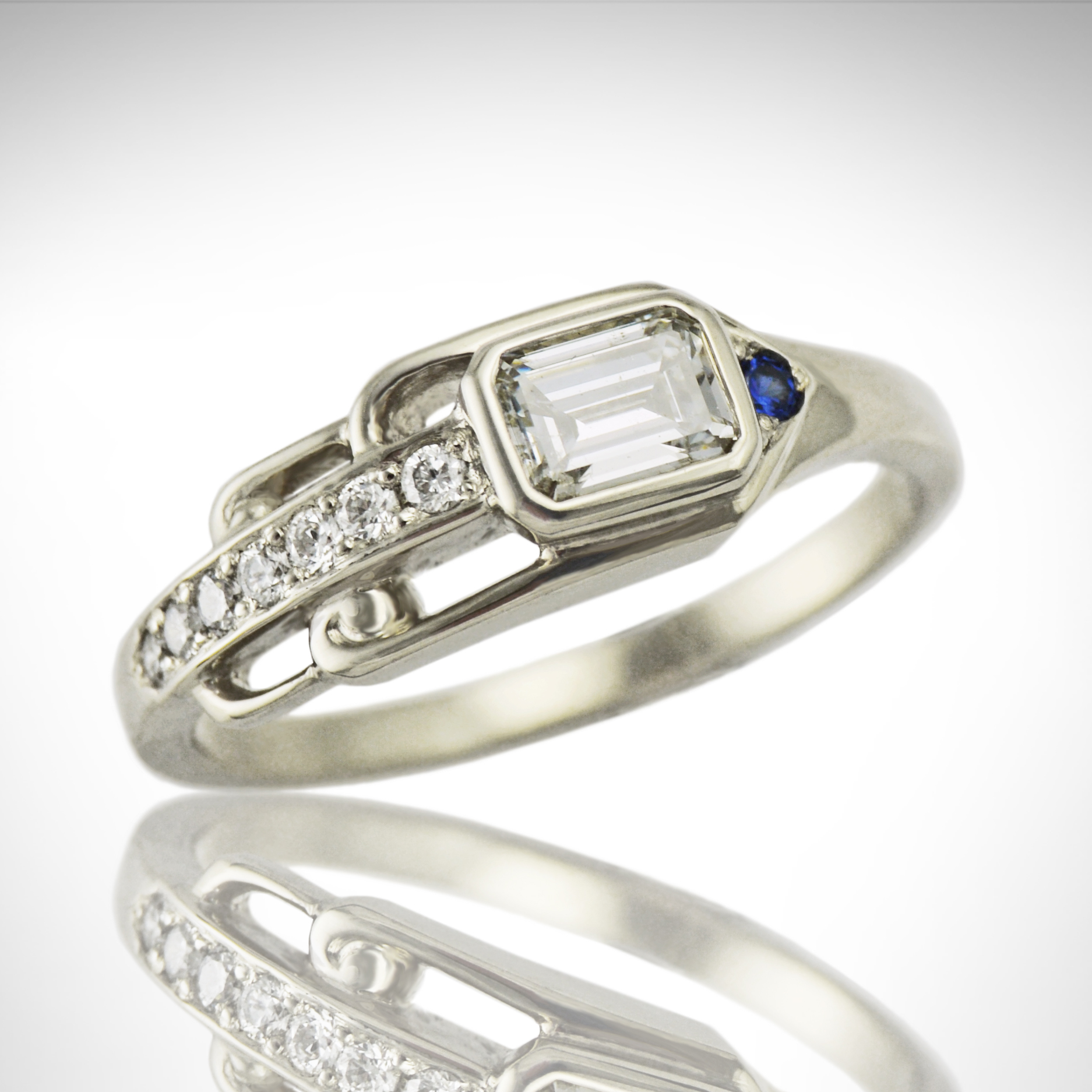 Ring_Emerald-cut Diamond Swirls Sapphire