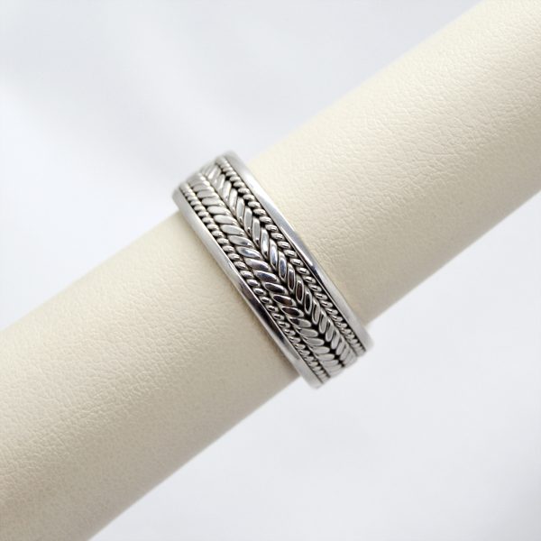 Hand-braided mens wedding band in 14kw gold