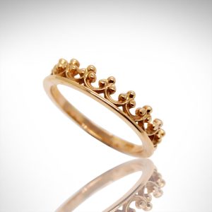crown style stackable ring in 14K rose gold